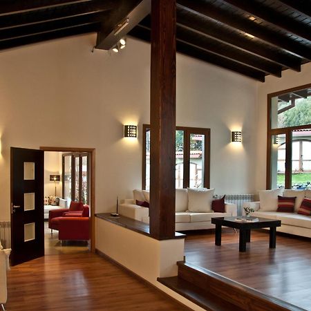 Monasterio Hotel Boutique Сан-Карлос-де-Барилоче Экстерьер фото