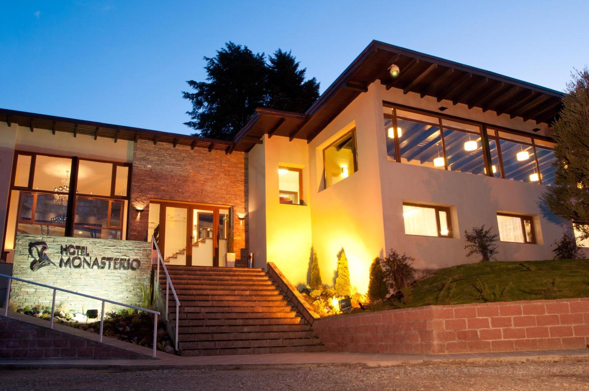 Monasterio Hotel Boutique Сан-Карлос-де-Барилоче Экстерьер фото
