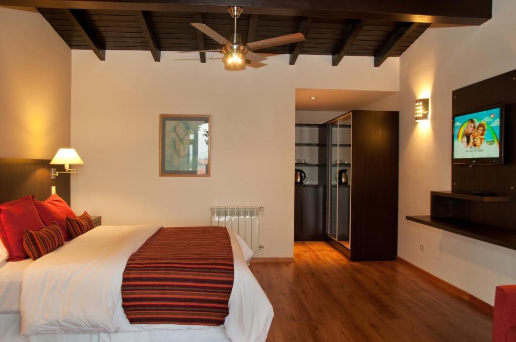 Monasterio Hotel Boutique Сан-Карлос-де-Барилоче Номер фото